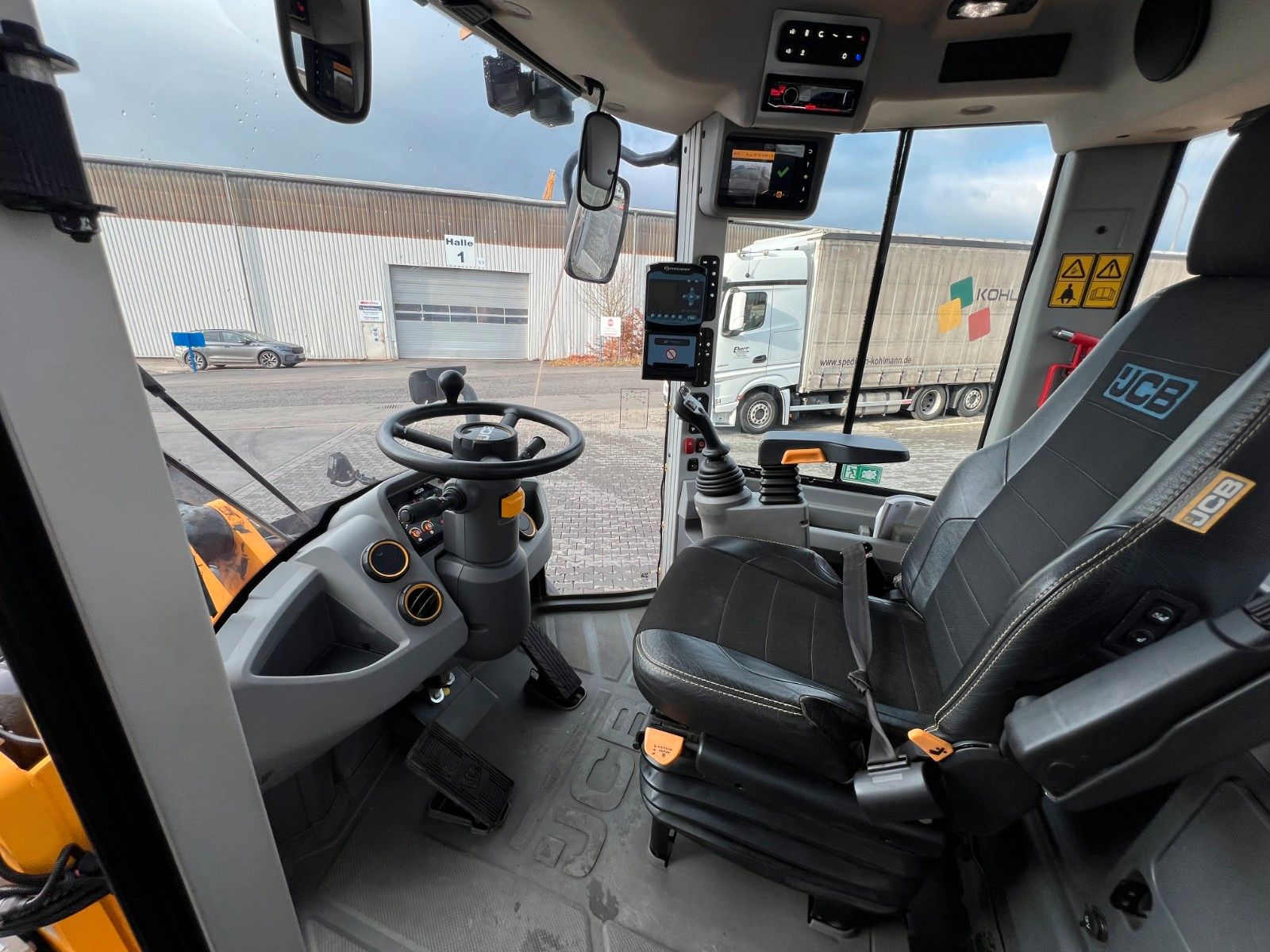 Fahrzeugabbildung JCB 457 ZX T4F / 3.246 h / 2016 / Waage mit Drucker