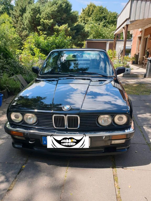 Image of BMW 325