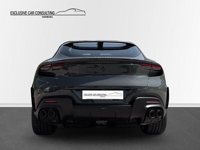 FERRARI Purosangue – Bild 5