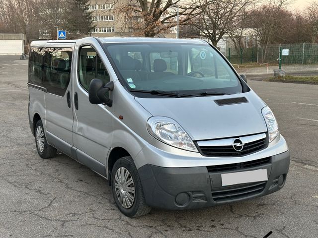 Opel Vivaro 9 Sitze Klima