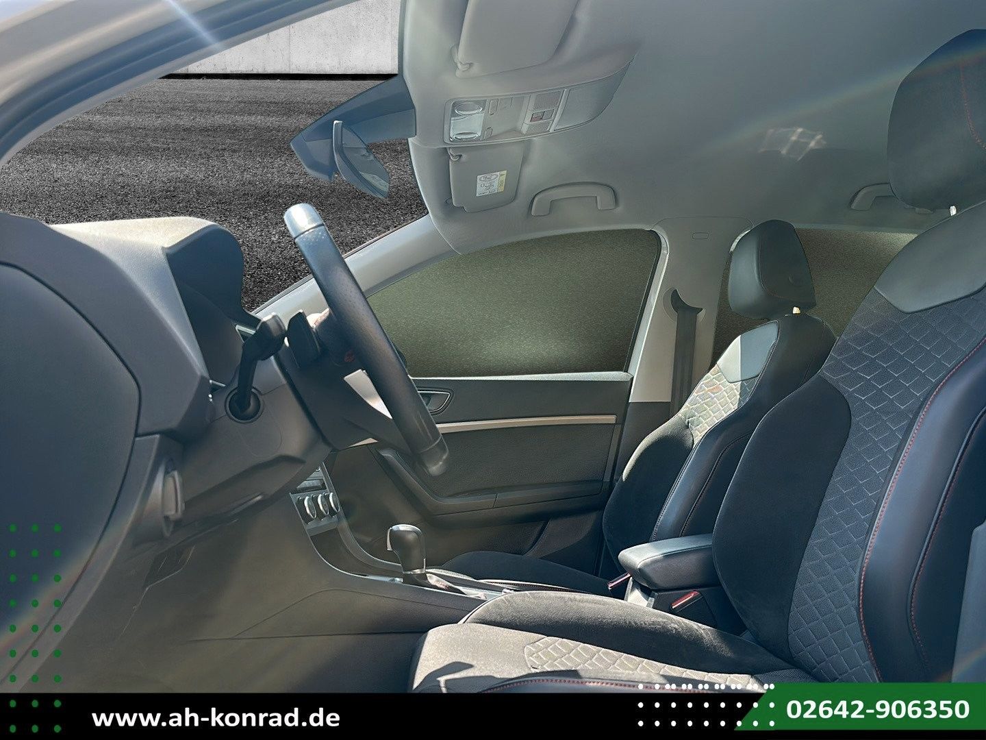 Fahrzeugabbildung SEAT Ateca FR  1.5 TSI *CAM*PDC*WINTER*