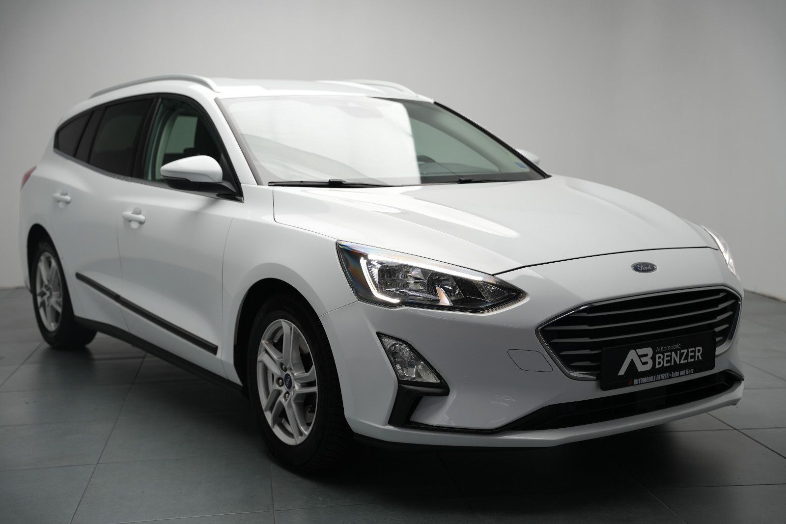 Fahrzeugabbildung Ford Focus Turnier Cool & Connect *Navi*SHZ*Klima*PDC