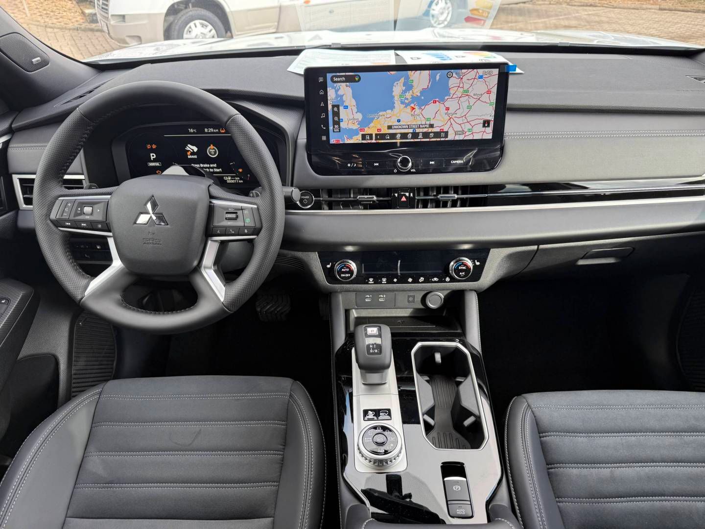 Fahrzeugabbildung Mitsubishi Outlander Plug-in Hybrid Select 2.4