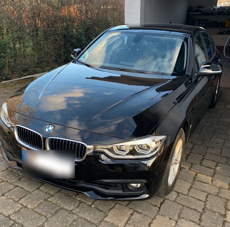 Image of BMW 330