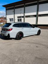 BMW M340i xDrive Touring LED AHK 360° H&K ACC 8Fach - gebrauchte BMW M340i aus dem Jahr 2023