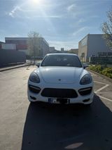 Porsche Cayenne GTS GTS - Porsche in Duisburg