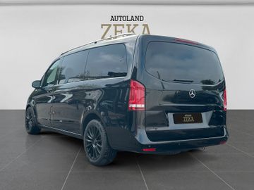 Mercedes V 220 - 7