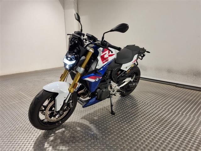 BMW F 900 R A2 mit Komfortlenker