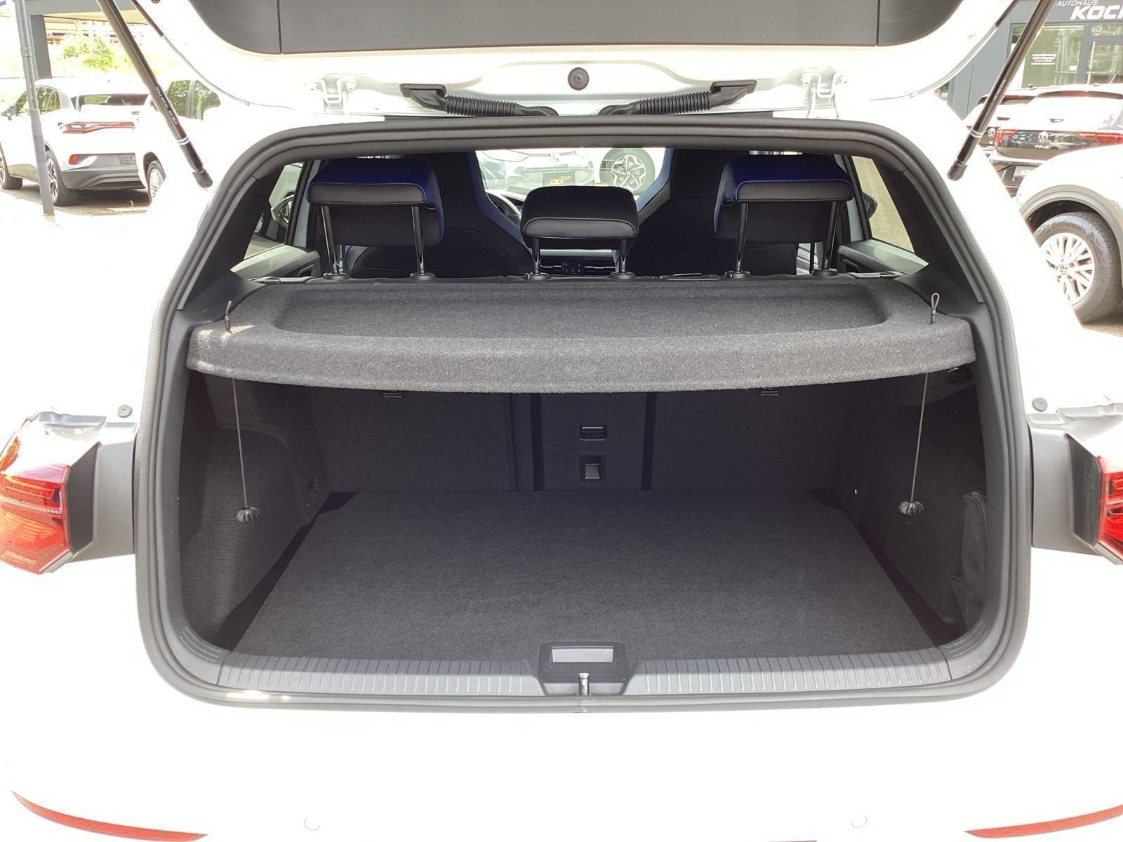 Volkswagen Golf - Bild 12
