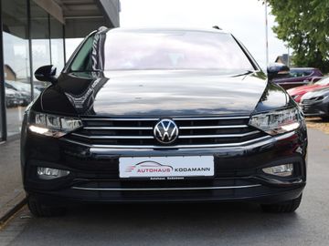Volkswagen Passat Variant - 4