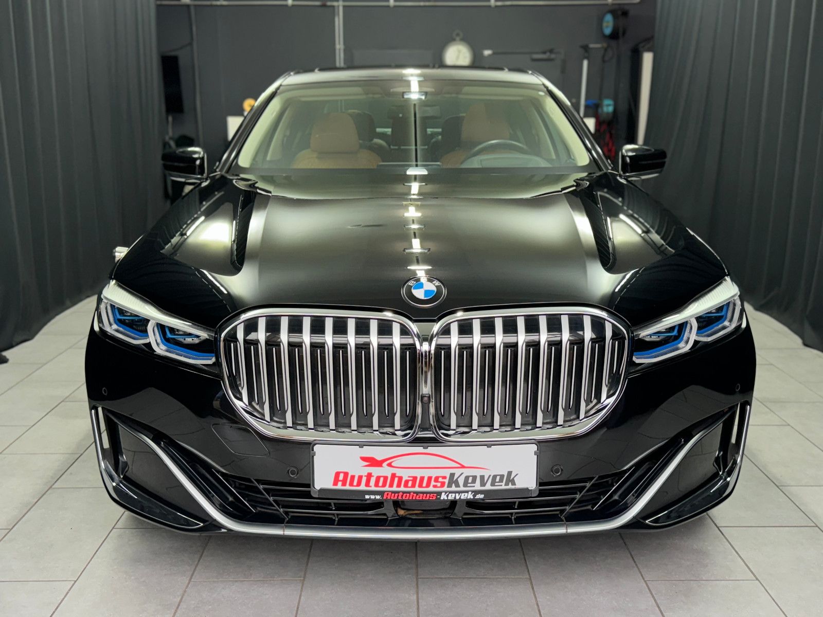 Fahrzeugabbildung BMW 730 Ld|TV|MASSAGE|LASER|SOFT-CLOSE|LANG|HARMAN|