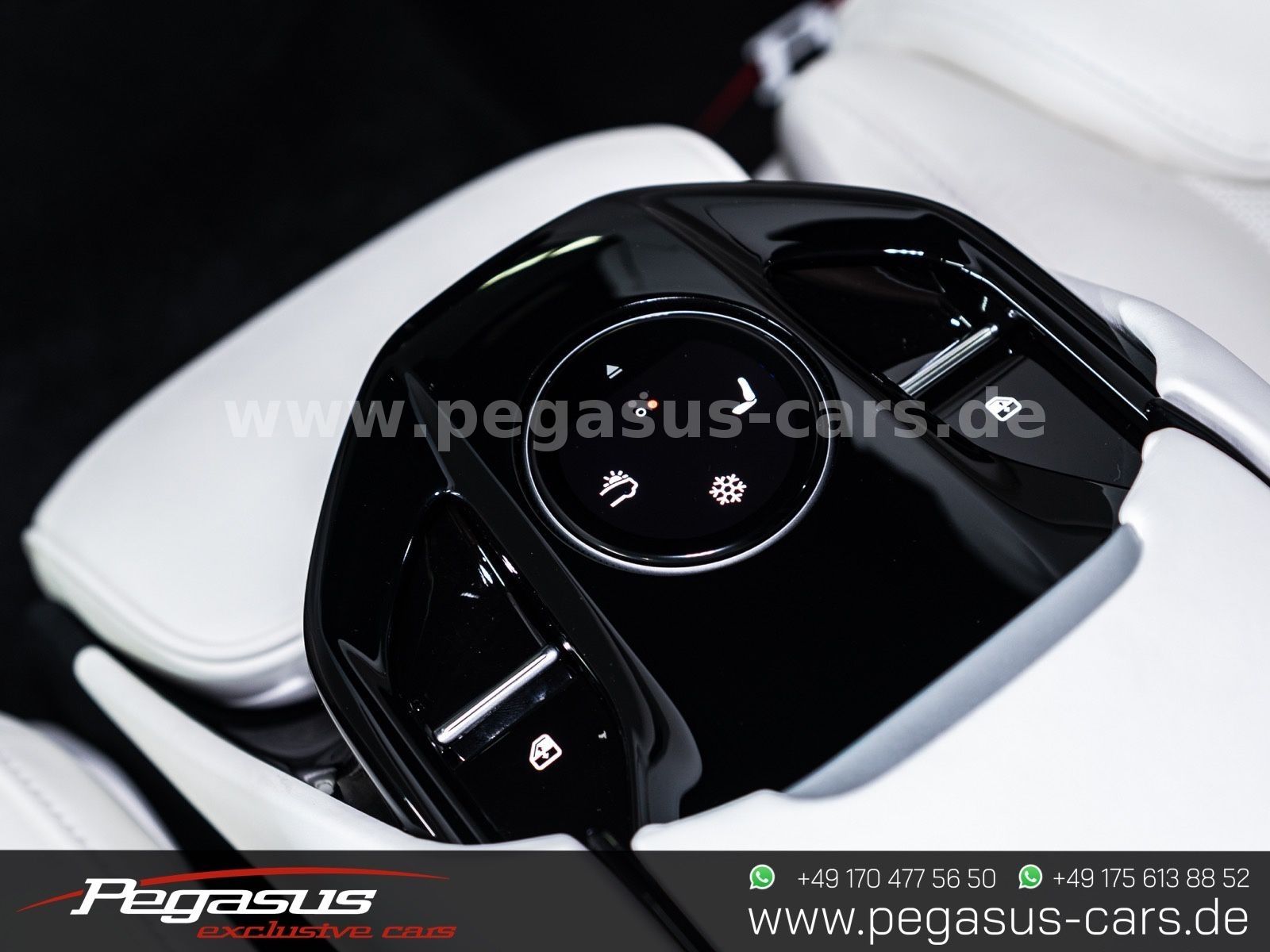 FERRARI Purosangue - 38