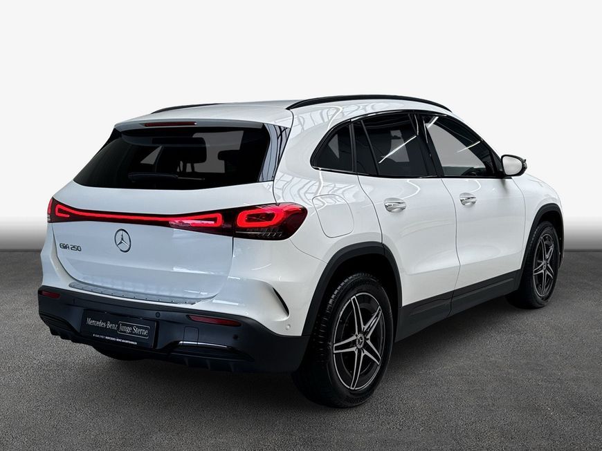 Mercedes-Benz EQA 250 AMG Advanced Plus Night imagem 2