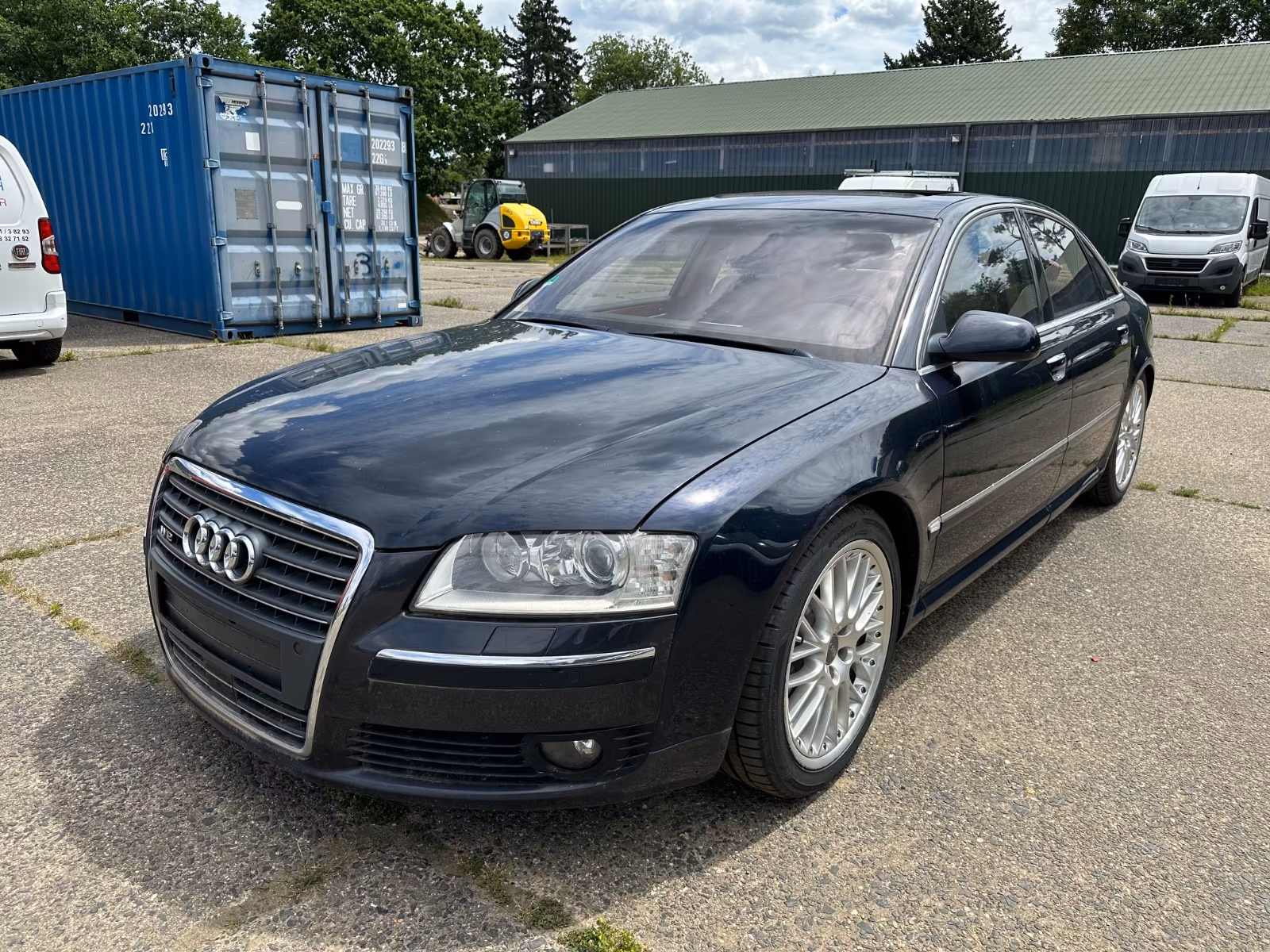 Audi A8 6.0 quattro