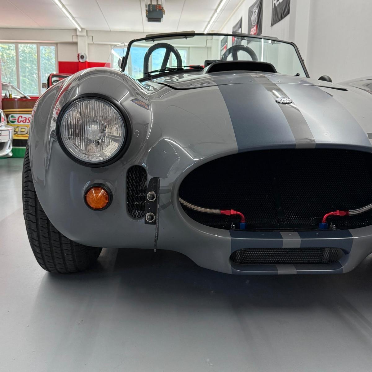 Cobra Factory Five Cobra/302cui/Edelbrock/Unfallfrei