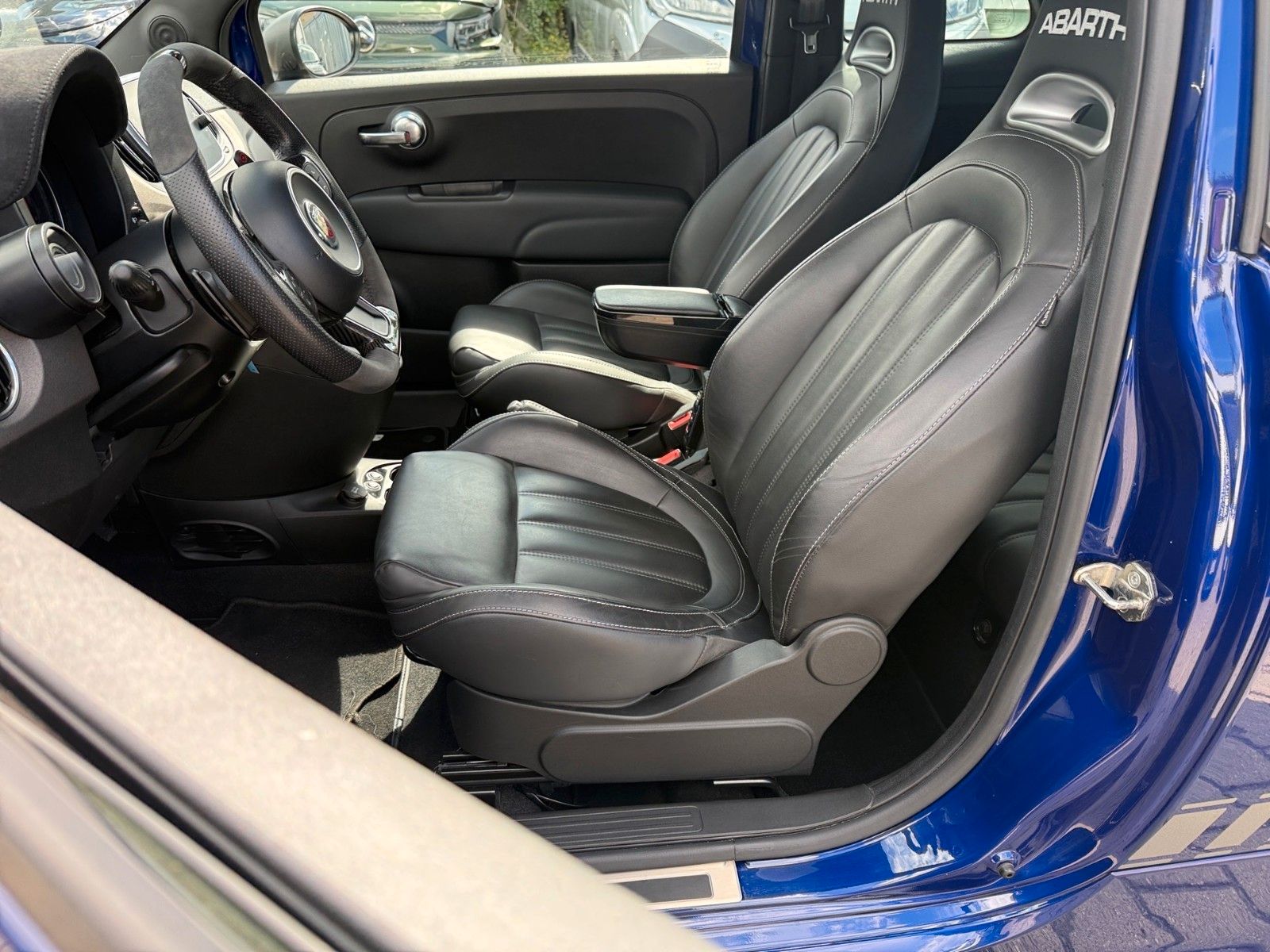 Fahrzeugabbildung Abarth 595C Competizione Automatic