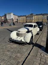 Andere Cord 812 Beverly Sedan -1937 - Andere Oldtimer mit Benzin-Antrieb: Limousine