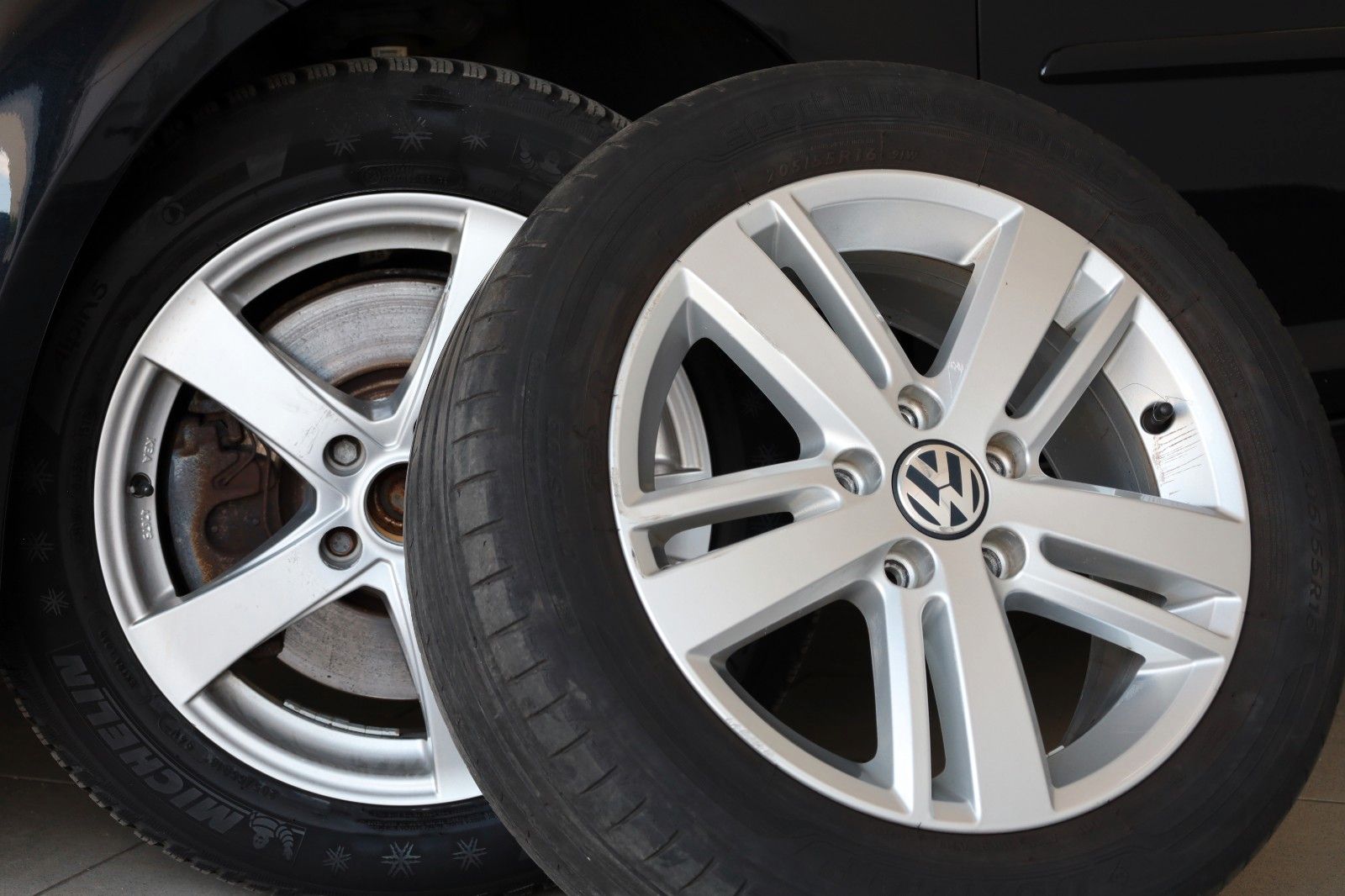 Fahrzeugabbildung Volkswagen Touran Match Navi,Panorama,SK,PDC,AHK,SR+WR