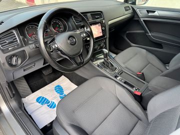 Volkswagen Golf - 9