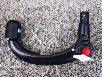 Volvo XC40 Momentum 2WD*AHK*LED*SHZ*Kamera*PDC*