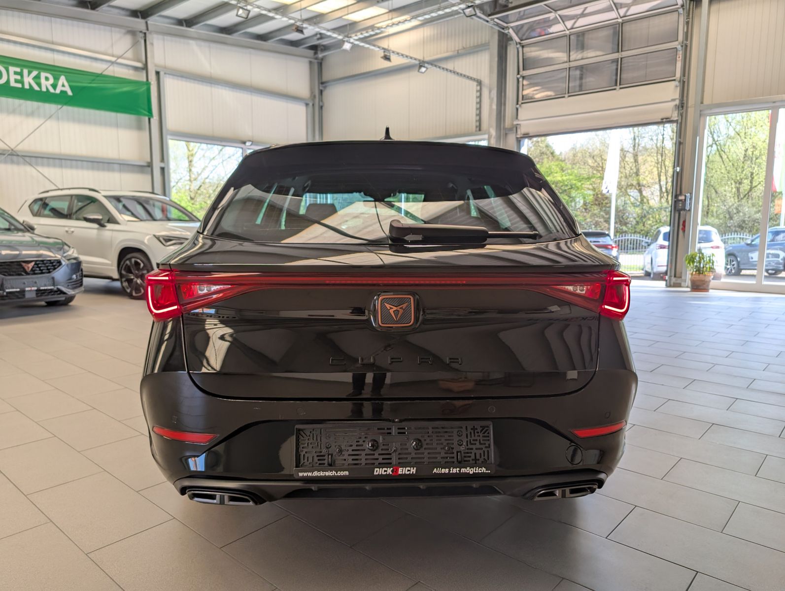 Fahrzeugabbildung CUPRA Leon 1.5eTSI DSG Matrix Kamera Vision+ Full Link