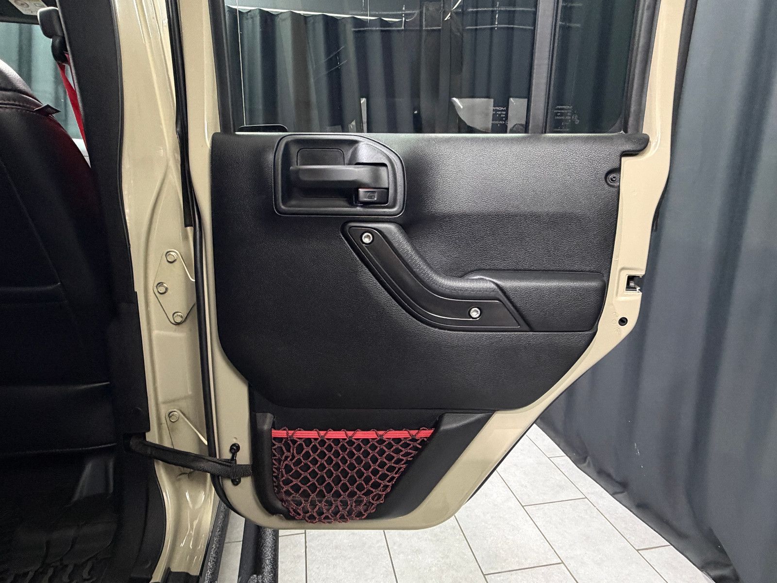 Fahrzeugabbildung Jeep Wrangler Unlimited Rubicon Recon Offroad|Alpine