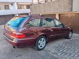 Mercedes-Benz Mercedes Benz W211 S211 E320 CDI - Mercedes-Benz E 320: Cdi W211