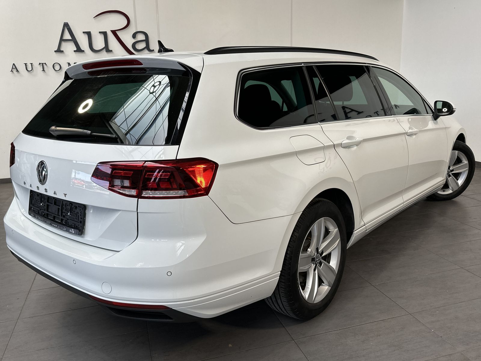 Fahrzeugabbildung Volkswagen Passat Variant 2.0 TDI DSG Business NAV+LED+KAM
