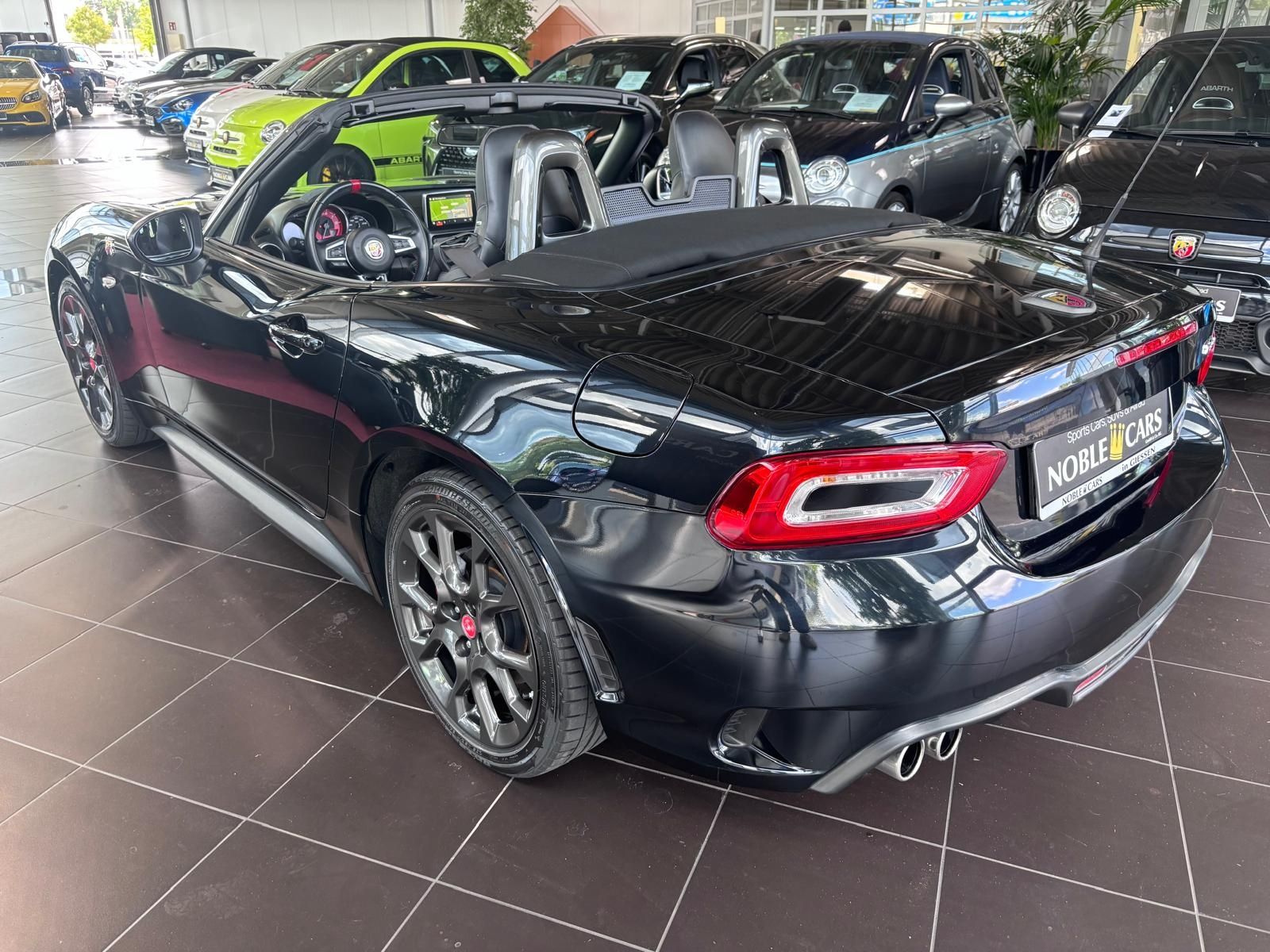 Fahrzeugabbildung Abarth 124 Spider  Navi KLIMA LEDER ALU Sitzheizung