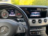 Mercedes-Benz E 200 Autom. TÜV, Inspektion, Bremsen NEU! - Mercedes-Benz E 200 in Kiel
