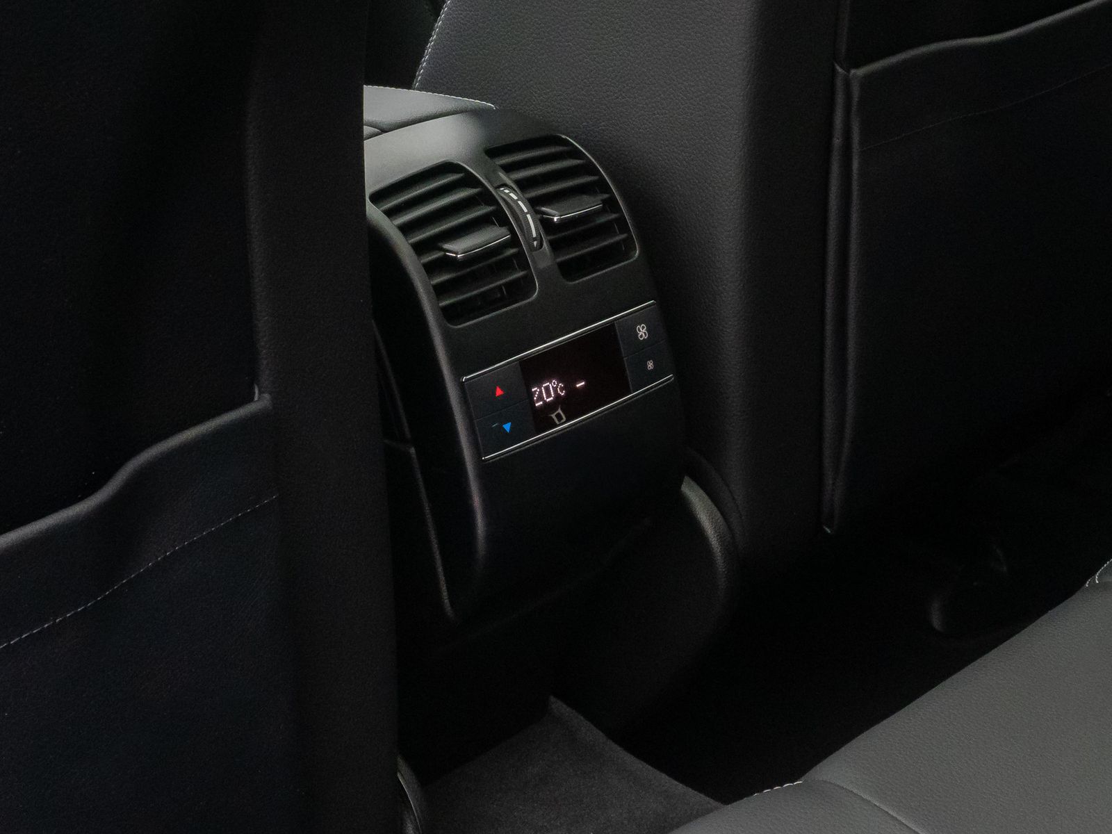 Fahrzeugabbildung Mercedes-Benz GLK GLK 250 CDI BlueTec 360° Bi-Xenon ACC Panora