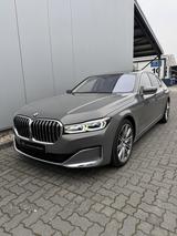 BMW 750i xDrive *Massage*B&W Sound*Glasdach*SoftClos - gebrauchte BMW 750 aus dem Jahr 2019
