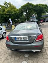 Mercedes-Benz E 250 Autom. - 2019 ,- In Sehr guter Lage  - : Gute