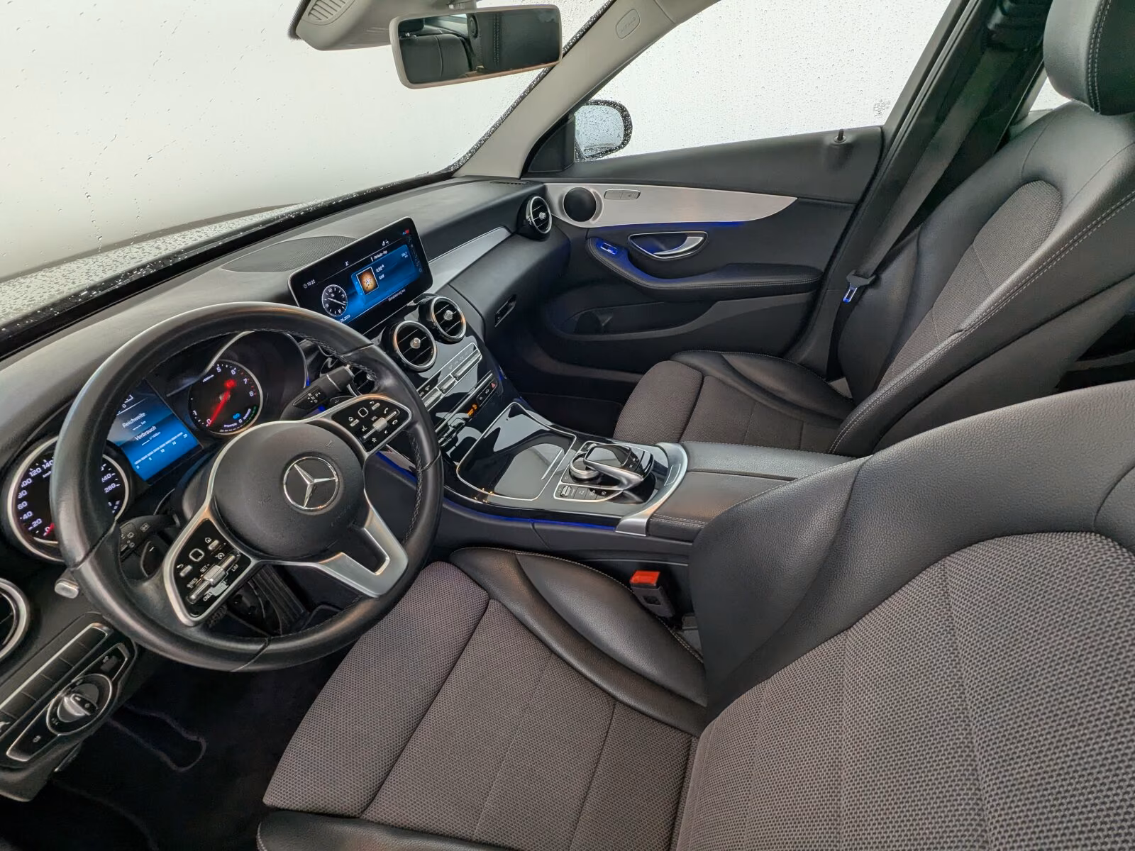Mercedes-Benz C 300 T Avantgarde LED+NAVI+SHZ+RFK+TEMP+BC/FIS