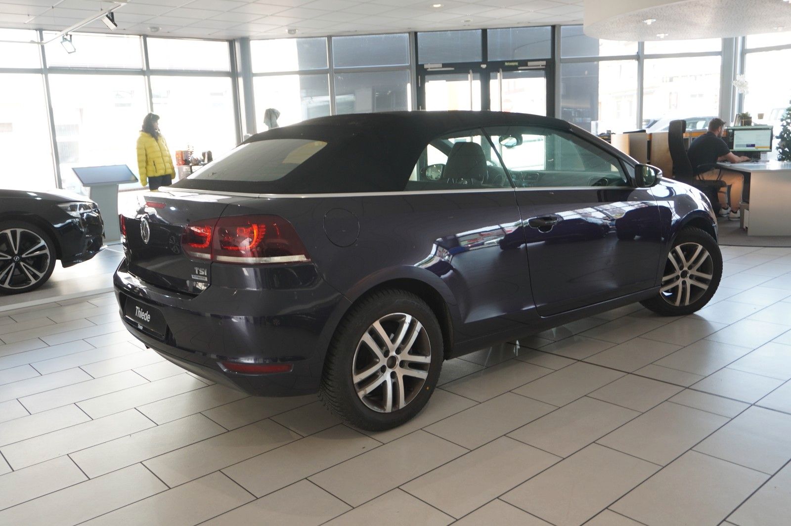 Fahrzeugabbildung Volkswagen Golf VI Cabriolet 1.2 TSI NAVI/SHZ/USB/PDC/TEMP.