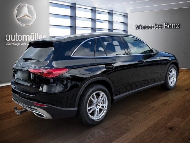 Fahrzeugabbildung Mercedes-Benz GLC 200 4M AHK+EASYPACK+AMBIENTE+APPLE+LED+