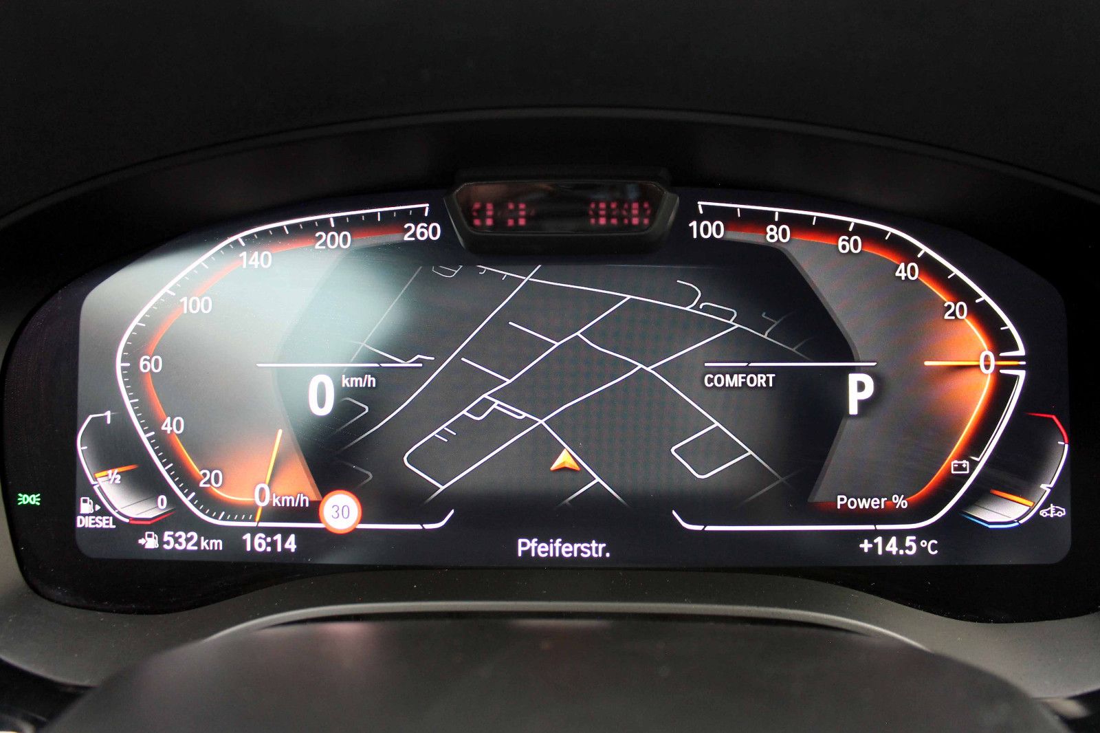Fahrzeugabbildung BMW 530d xDrive Touring ACC LED HUD KAM BT NAV AMBI