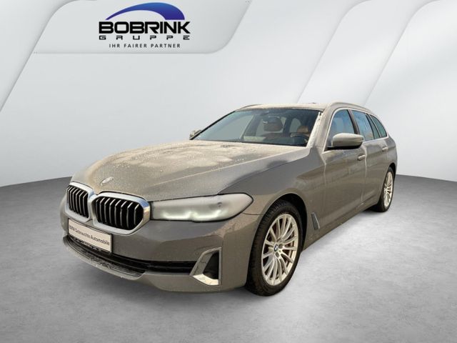 BMW 530 d xDrive Touring Luxury Line Pano Standhzg