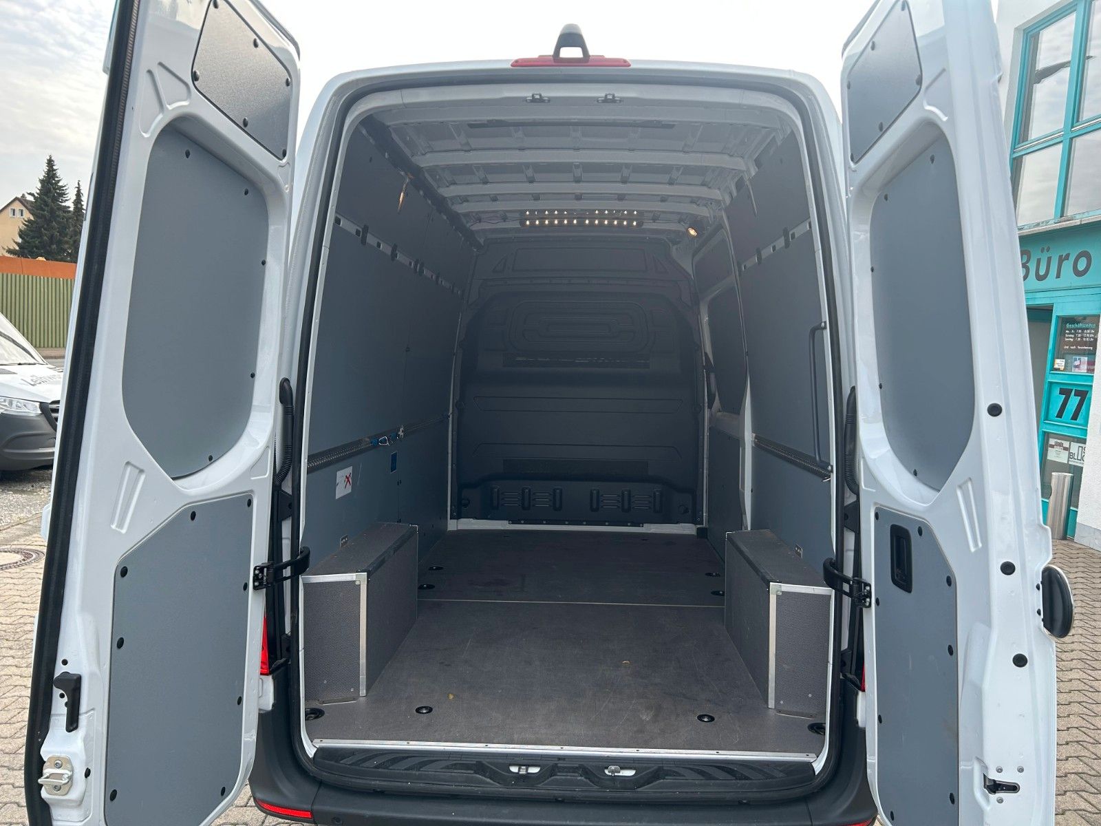 Fahrzeugabbildung Mercedes-Benz Sprinter III 315 CDI Kam Navi