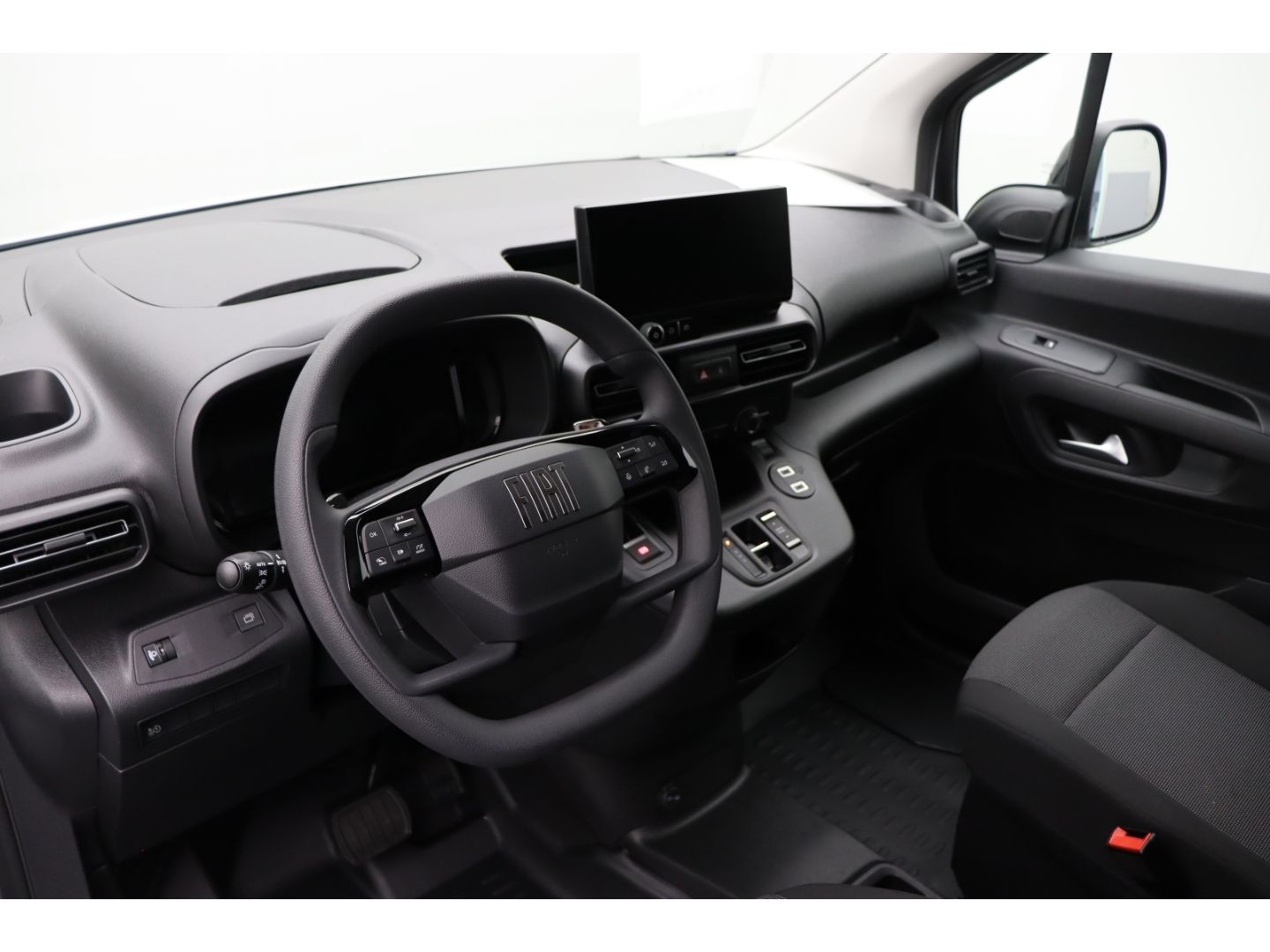 Fahrzeugabbildung Fiat  E- Doblò Kastenwagen XL 100 kW