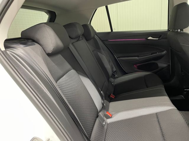 Golf VIII Active 1.5 TSI NAVI LED SHZ PDC