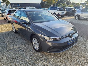 Bild 2 VW Golf VIII Life eTSI - NAVI,PANO,R.KAMERA,ACC