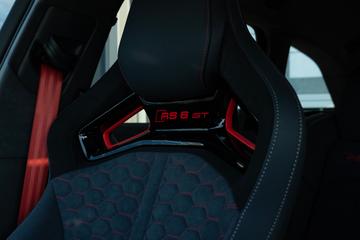 2025 AUDI RS6 — миниатюра 34