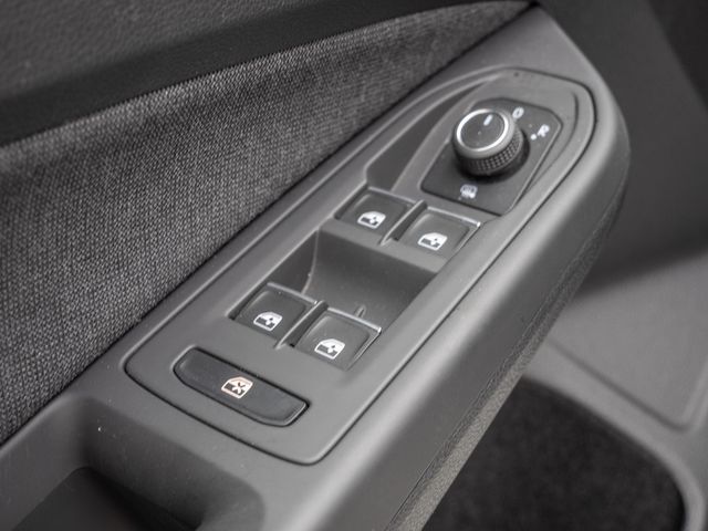 Golf VIII 1.5 TSI Life PDC SHZ H/K NAVI ACC LED