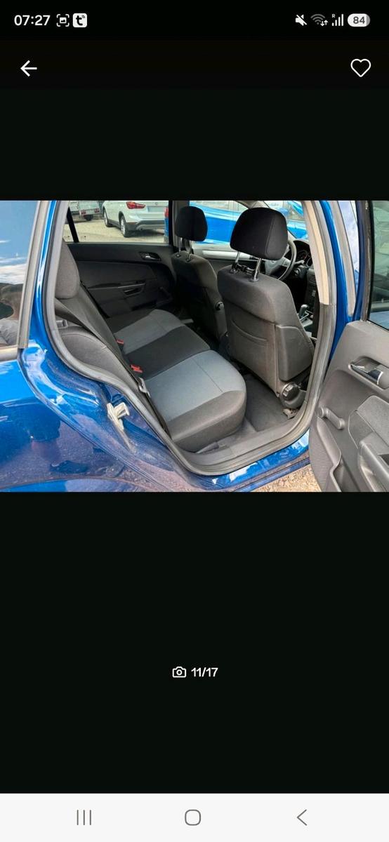Opel Astra 2005 — interior