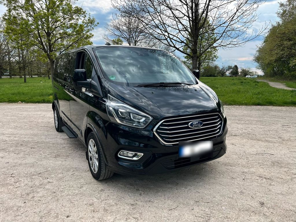 Image of Ford Tourneo Custom
