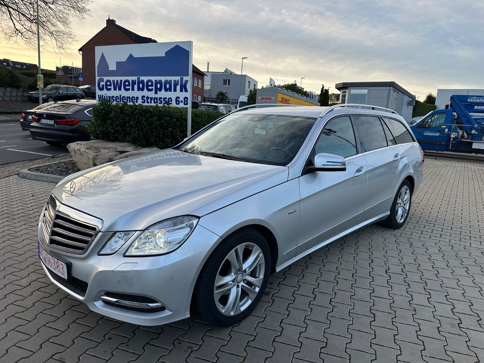 Mercedes E 220 - 1