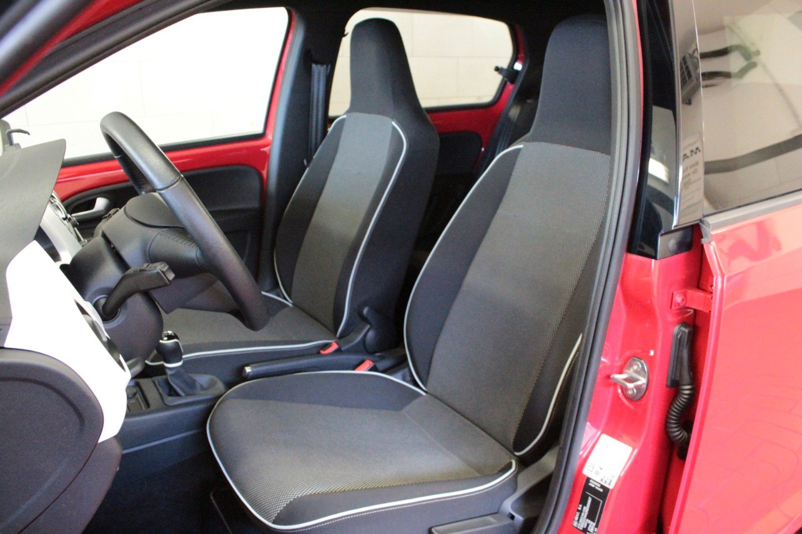 Fahrzeugabbildung SEAT Mii 1.0 Chic   5 türig  *Sitzheizung
