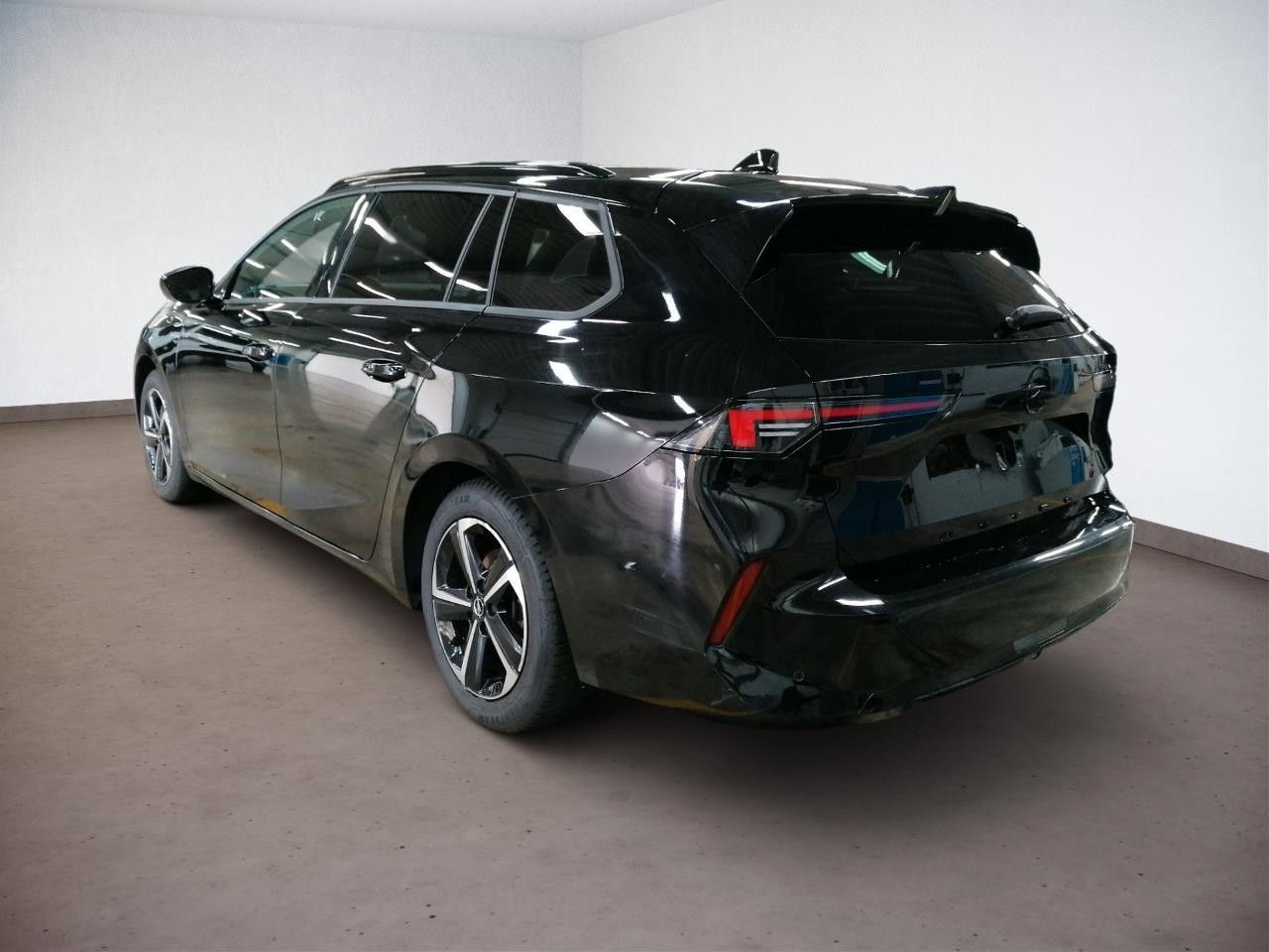 Fahrzeugabbildung Opel Astra L ST 1.2T GS SPORT NAVI/LED/360°/VIRT./HUD