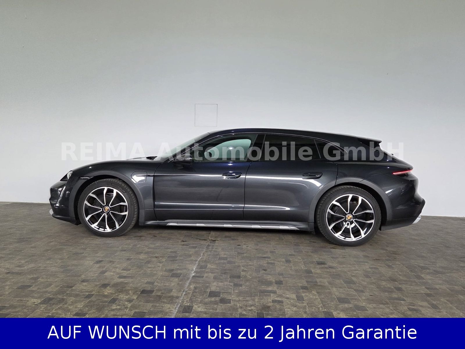 Fahrzeugabbildung Porsche Taycan Cross Turismo 4, Pano, 93KWH, SOH 93,7%